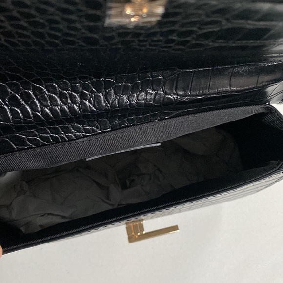 Mango MNG textured crossbody - Picture 5 of 6